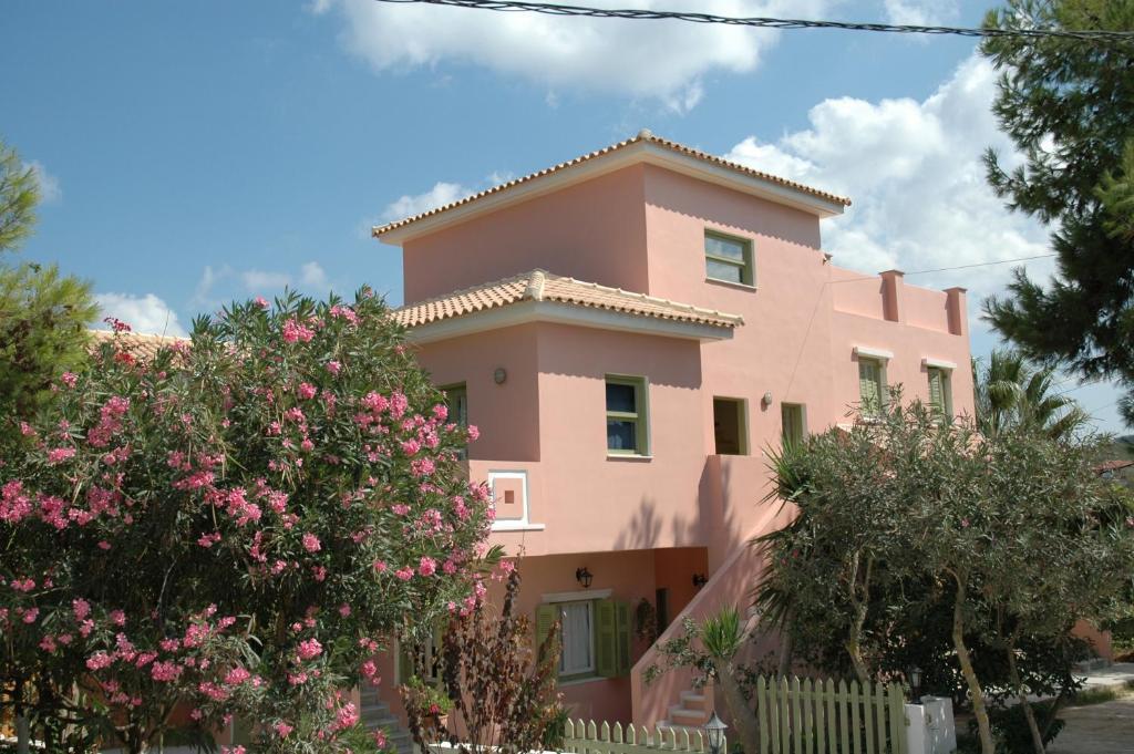 Calypso Villas Amoudi Exterior photo